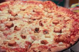 bacon and onion pizza